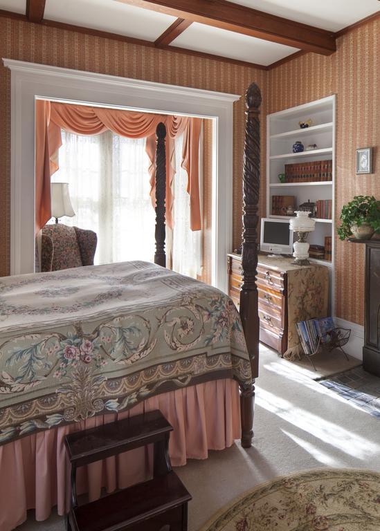 ساندويتش Isaiah Jones Homestead Bed And Breakfast المظهر الخارجي الصورة