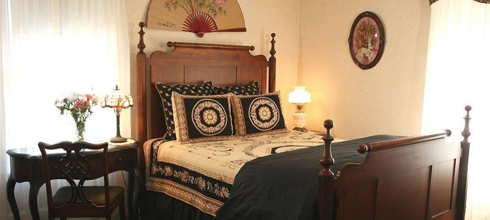 ساندويتش Isaiah Jones Homestead Bed And Breakfast المظهر الخارجي الصورة