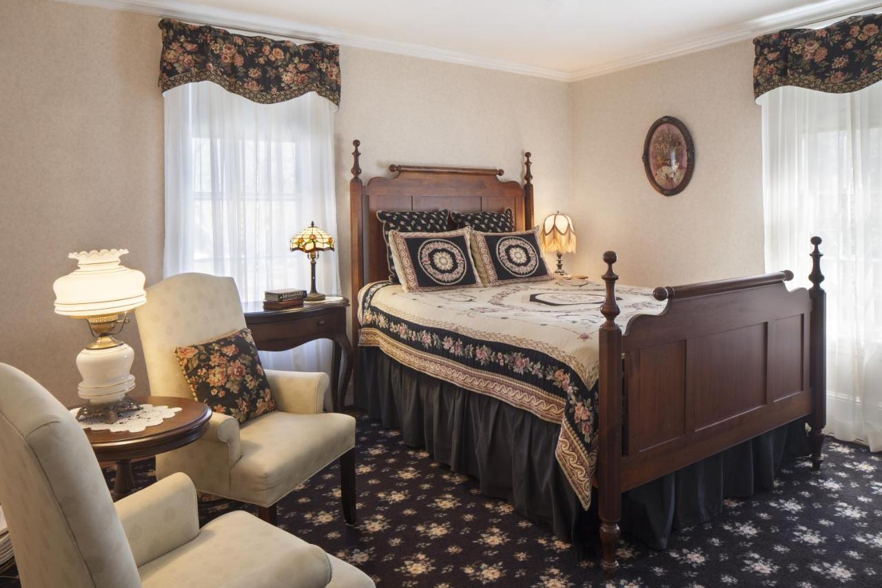 ساندويتش Isaiah Jones Homestead Bed And Breakfast المظهر الخارجي الصورة